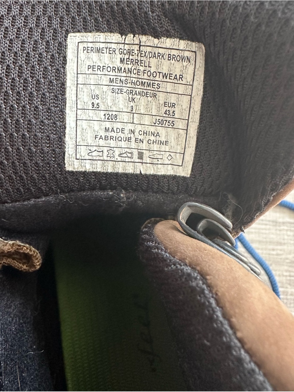 Men’s Merrell Hiking Boots - Picture 6 of 7